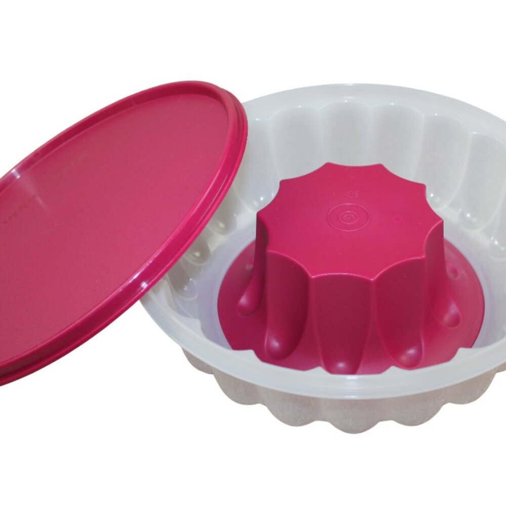 Tupperware Jello Mold Round Ring Maroon Vineyard Sheer Gelatin Dessert